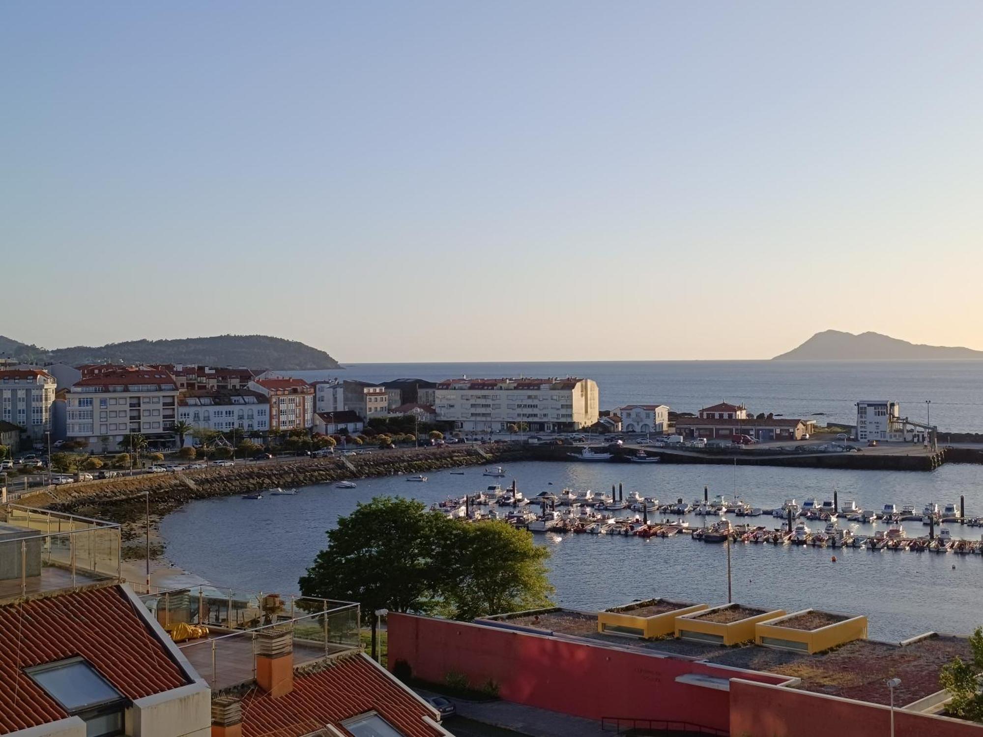 Apartamento Oliveira De Portosín Exterior foto